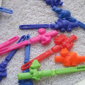 20 Goody Girls Show Offs Plastic Dinosaur Tight Hair Barrettes Secure Pin Pastel